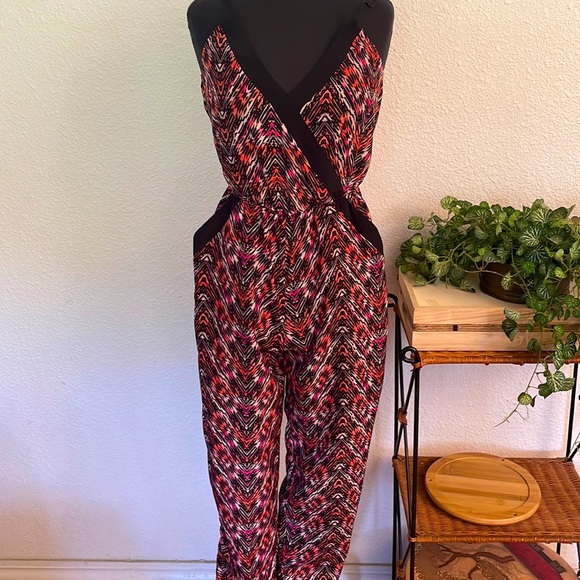 SIZE: MEDIUM JUMPSUIT - Picture 1 of 5